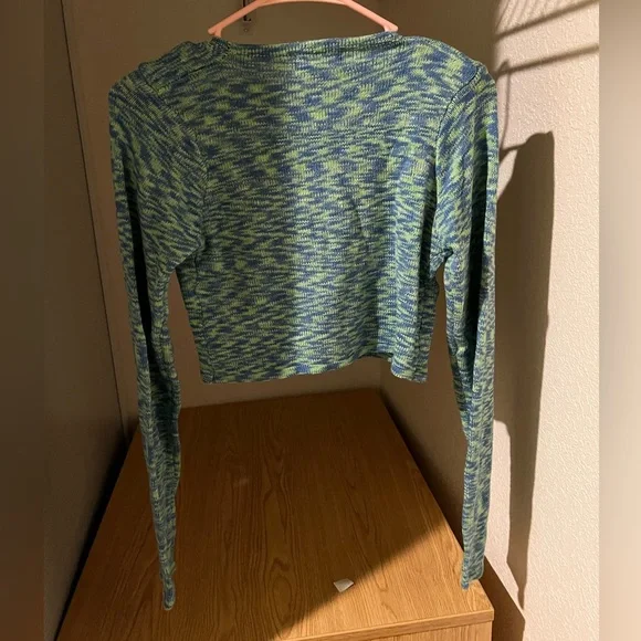 Edikted Sweater Crop Top - Picture 4 of 4